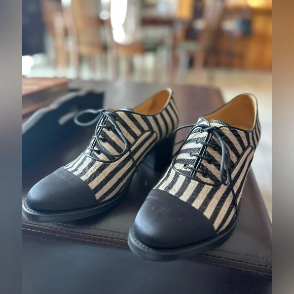 The Office of Angela Scott Mrs Maisel Cap Toe Oxford Pump - Picture 2 of 3